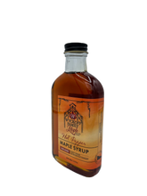 Charger l&#39;image dans la galerie, Hot Pepper Infused Maple Syrup
