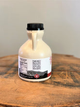 Laden Sie das Bild in den Galerie-Viewer, Pint Pure Organic Maple Syrup
